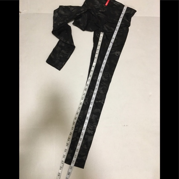 Spanx Camo Tights Leggings - Picture 9 of 16